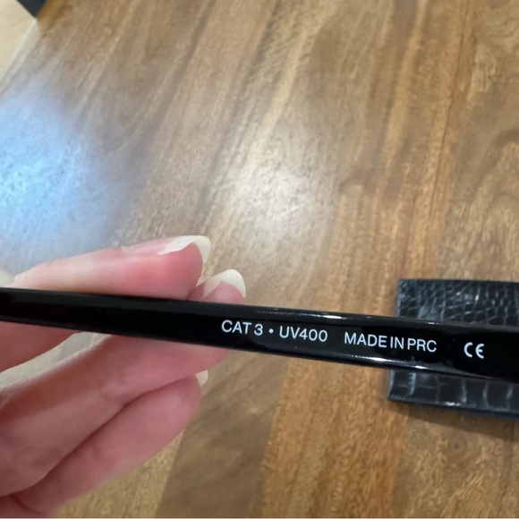 Lu Goldie Jeanne Sunglasses - Picture 5 of 14